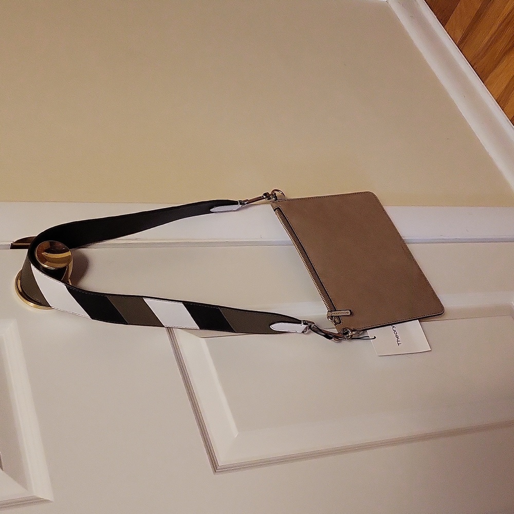 🆕️Theory Transformer khaki pouch ,suede - Picture 5 of 5